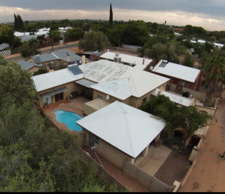 7 Bedroom Property for Sale in Middelpos Northern Cape